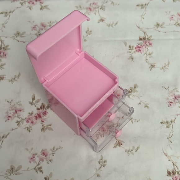 Hello Kitty Large Jewelry Box - Picture 2 of 3